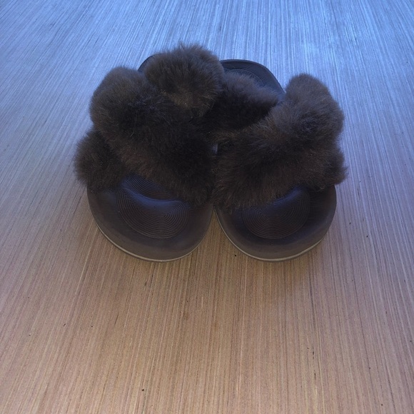 Women's CoFace Brown Fur Slipper Sandals with Rubber Soles - Picture 6 of 12